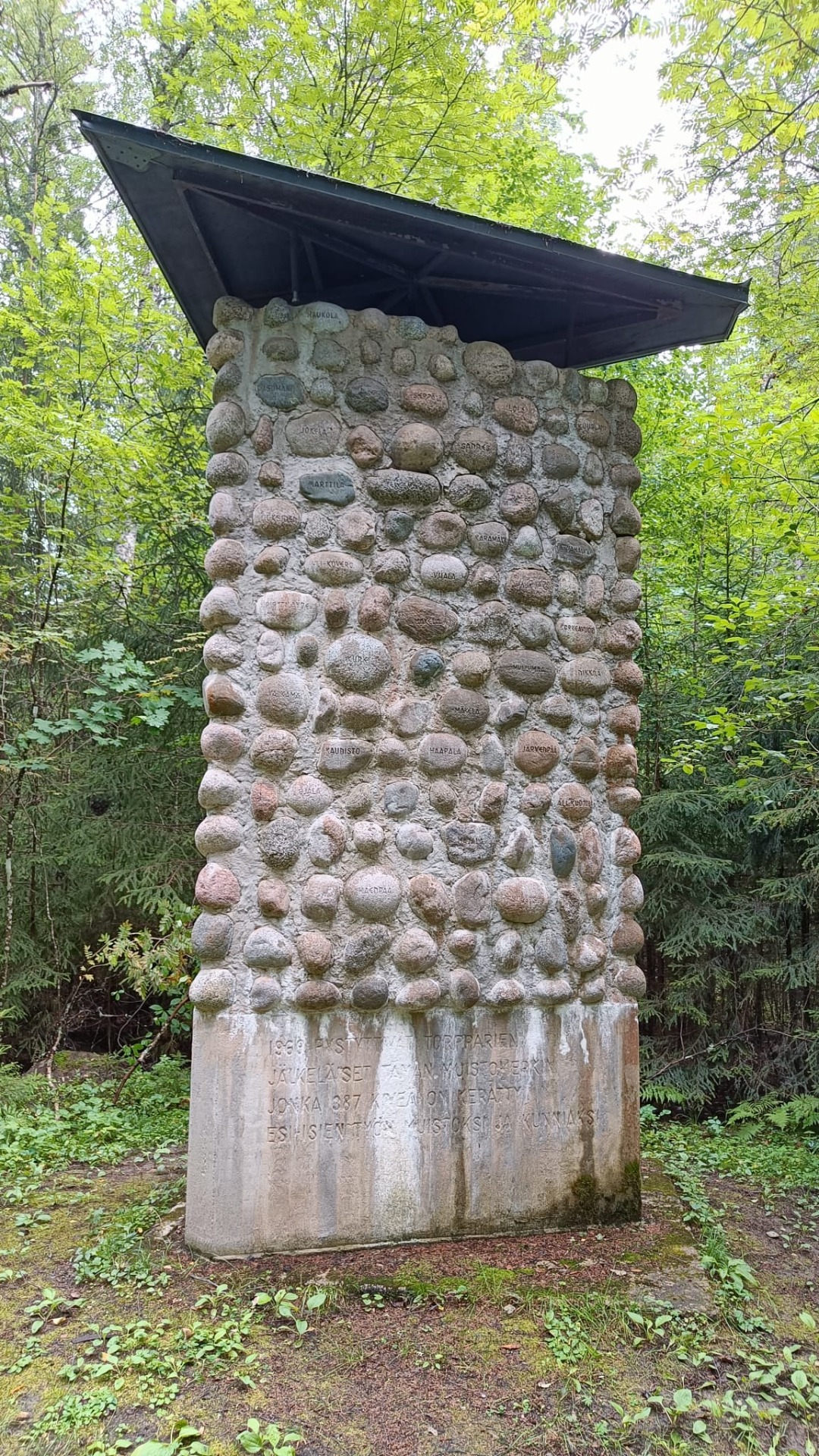 Torppareiden muistomerkki 
