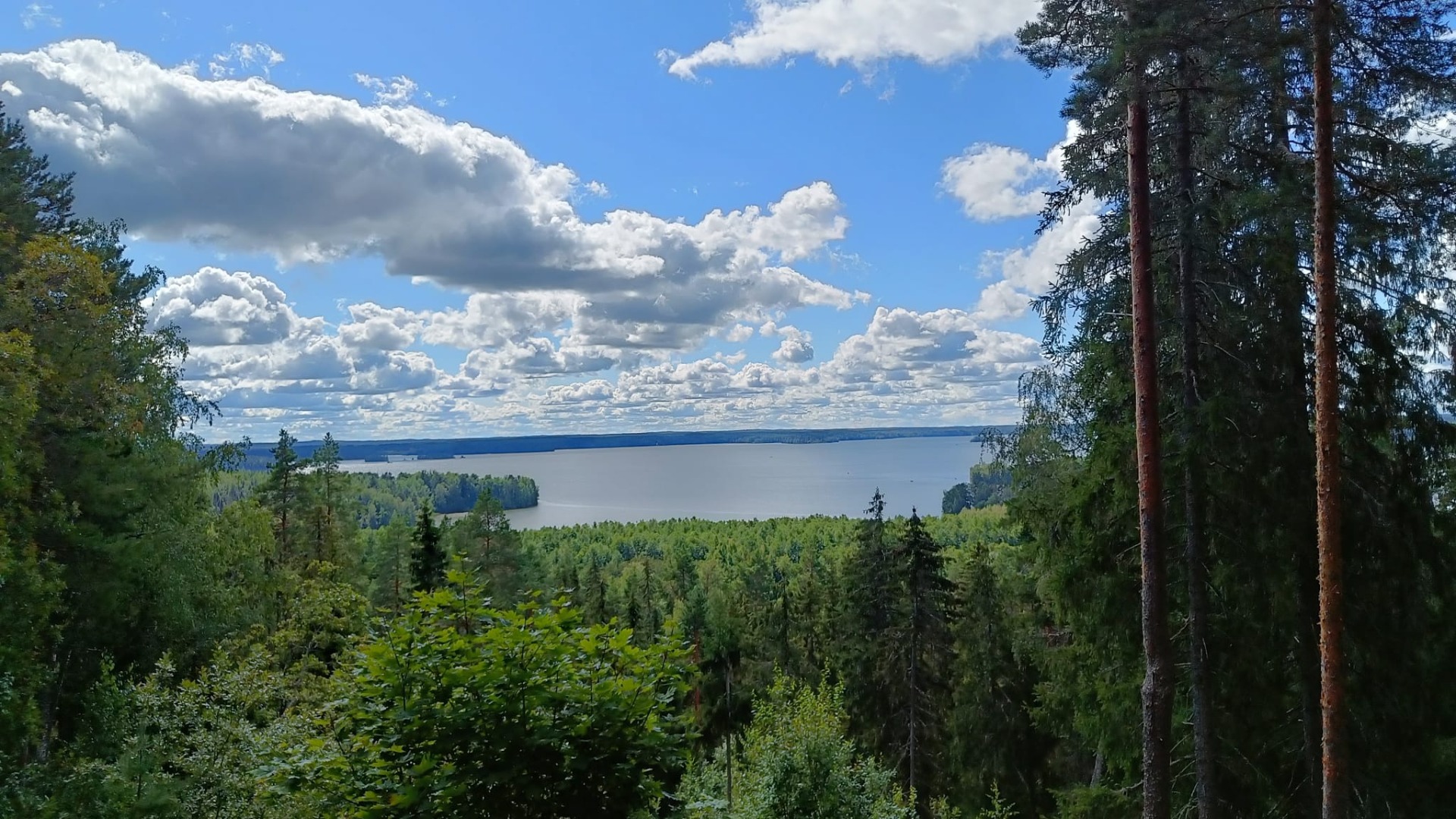 Savumerkkejä vai pilviä?